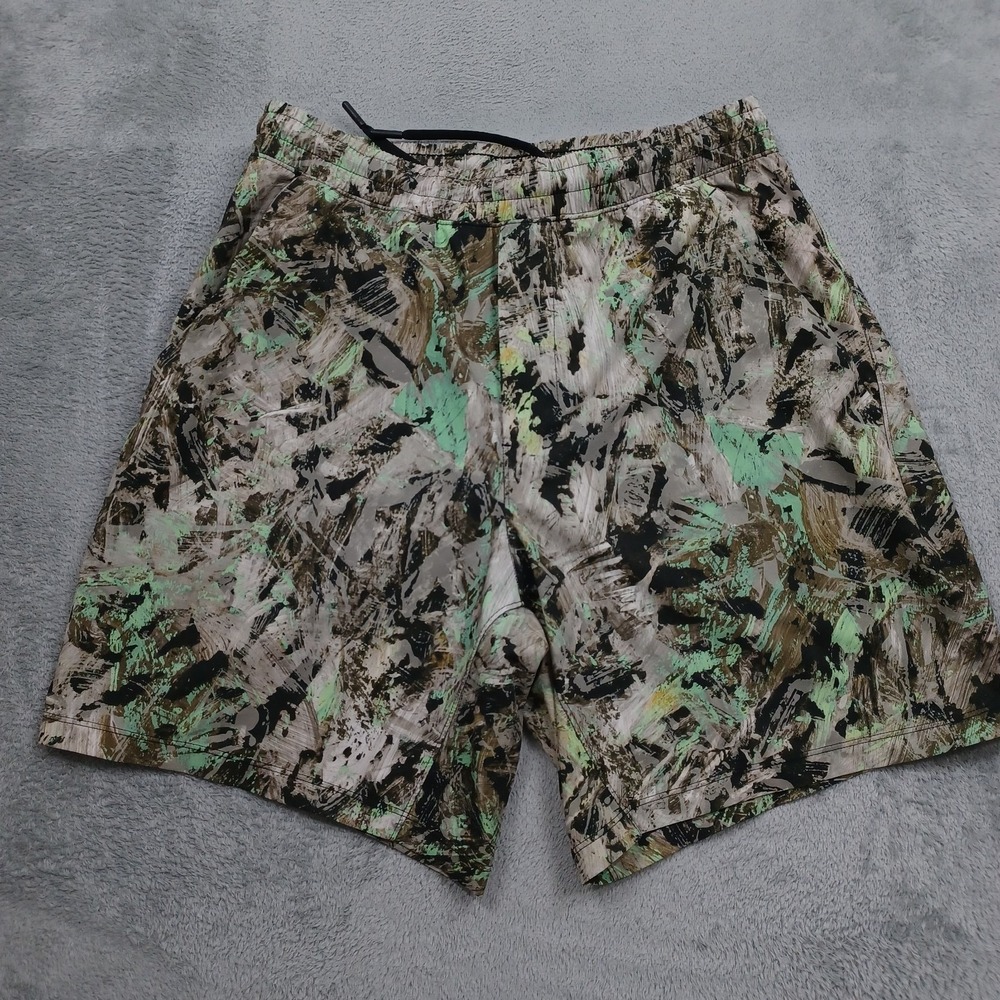Lululemon Shorts Mens Medium Green Pacebreaker Activewear Linerless Modern